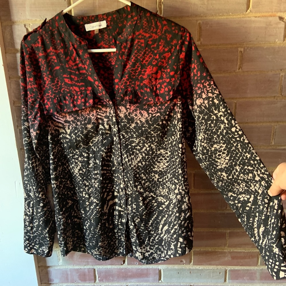 Calvin Klein Ombré snake skin button down